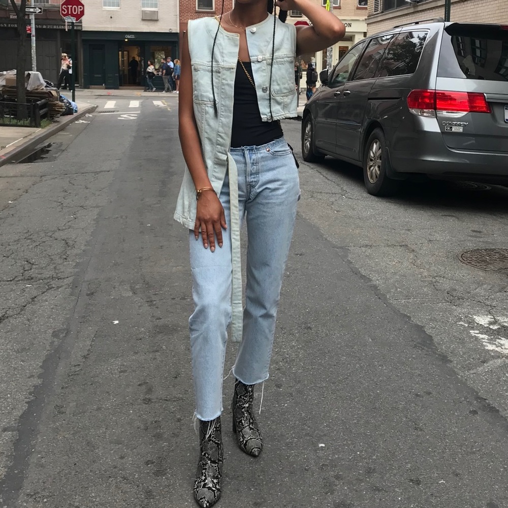 Denim vest - Picture 4 of 7